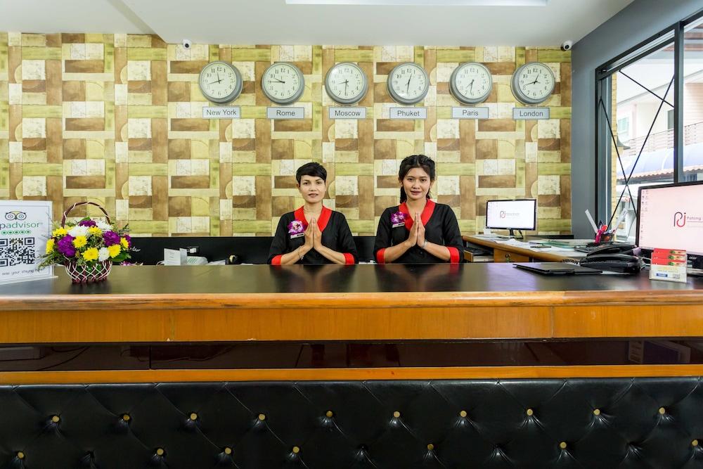 lobby