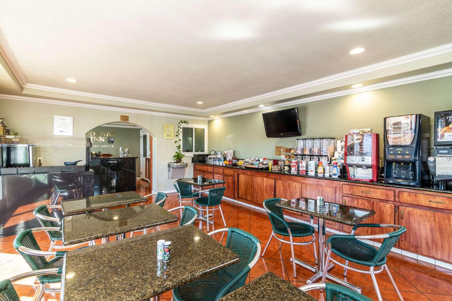 restaurant cafeteria