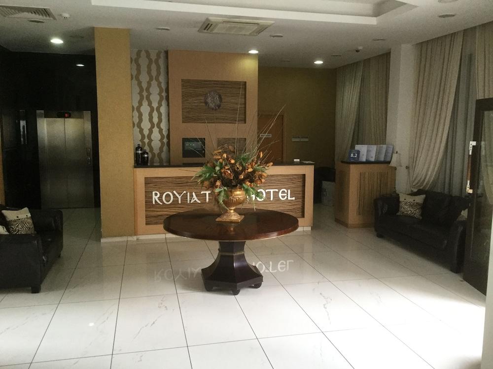 lobby