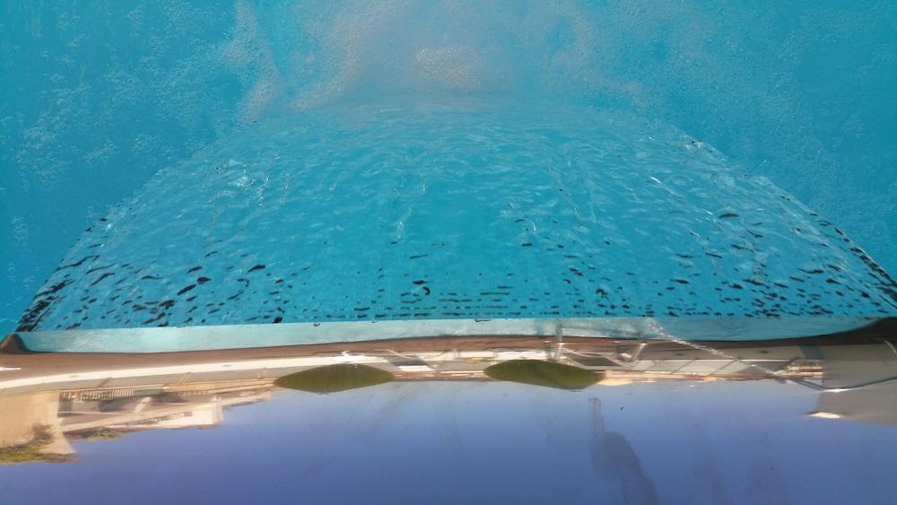 swimming pool spa