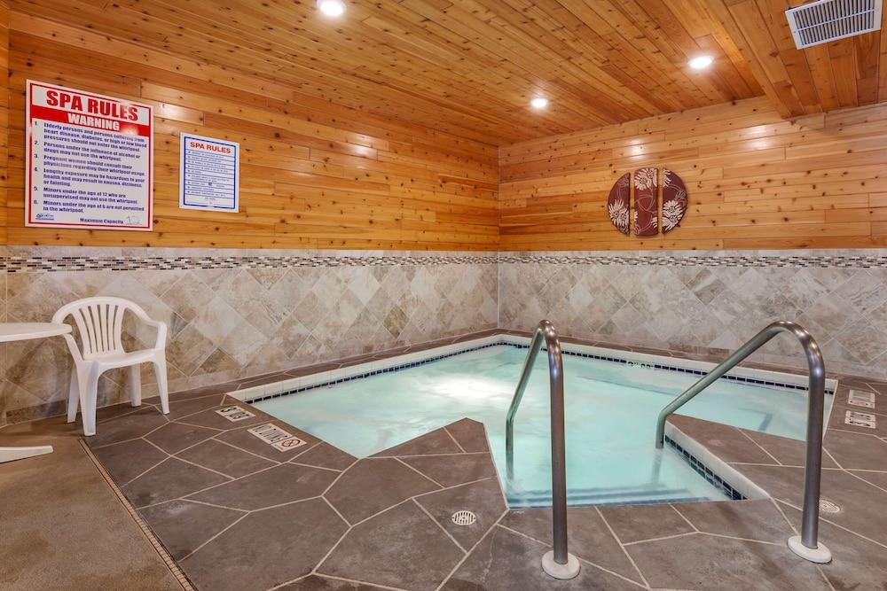swimming pool spa
