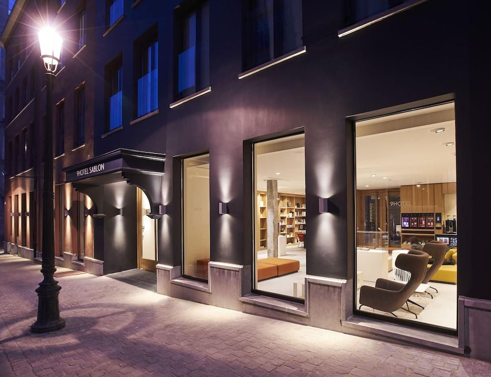hotel