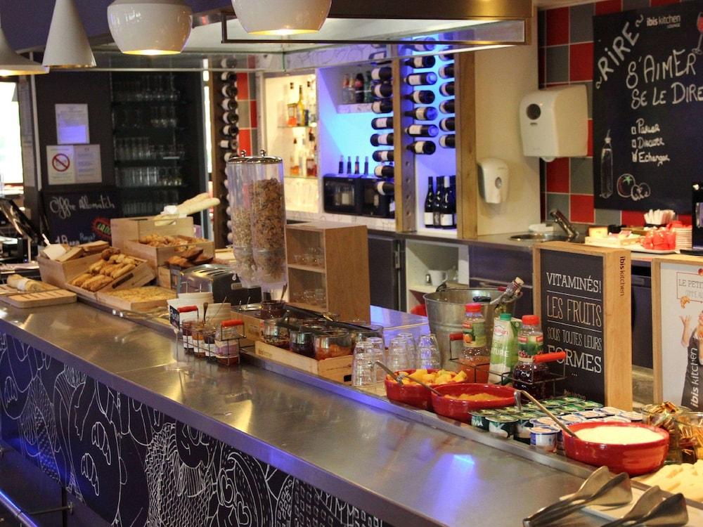 restaurant-cafeteria