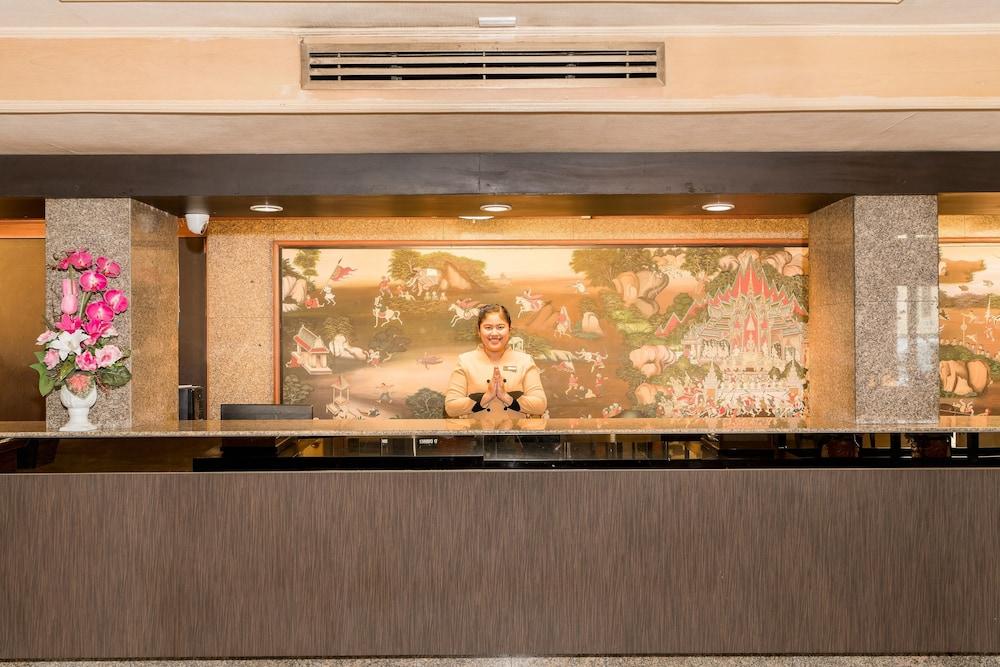 lobby