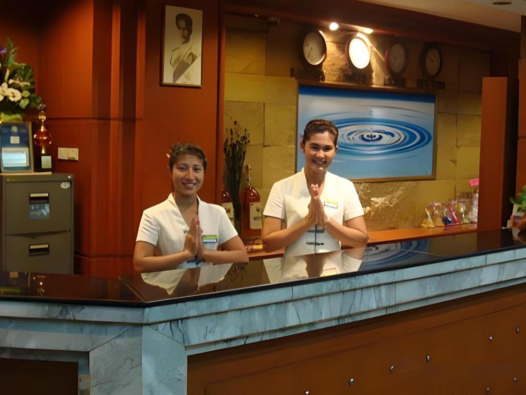lobby