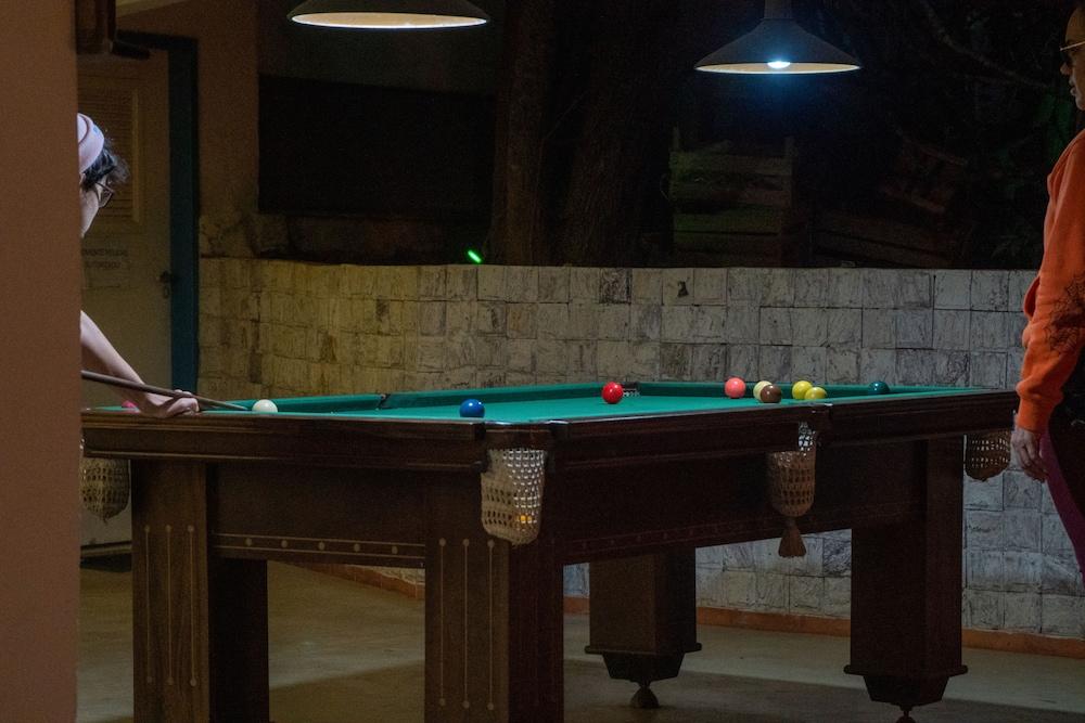 swimming pool spa