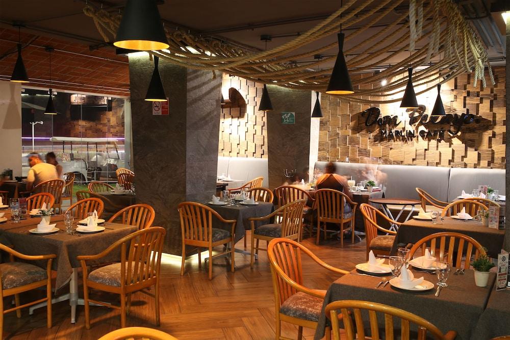 restaurant-cafeteria