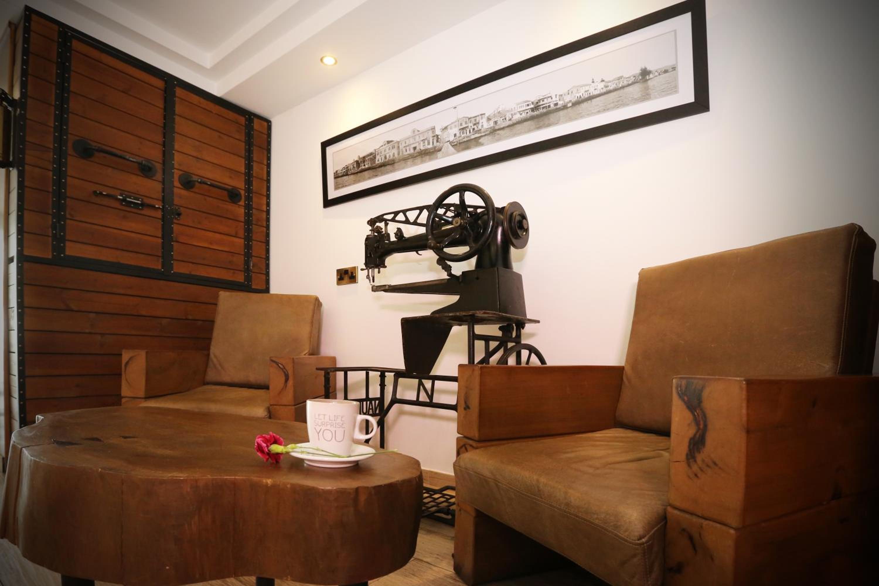lounge