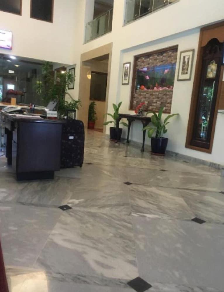 lobby