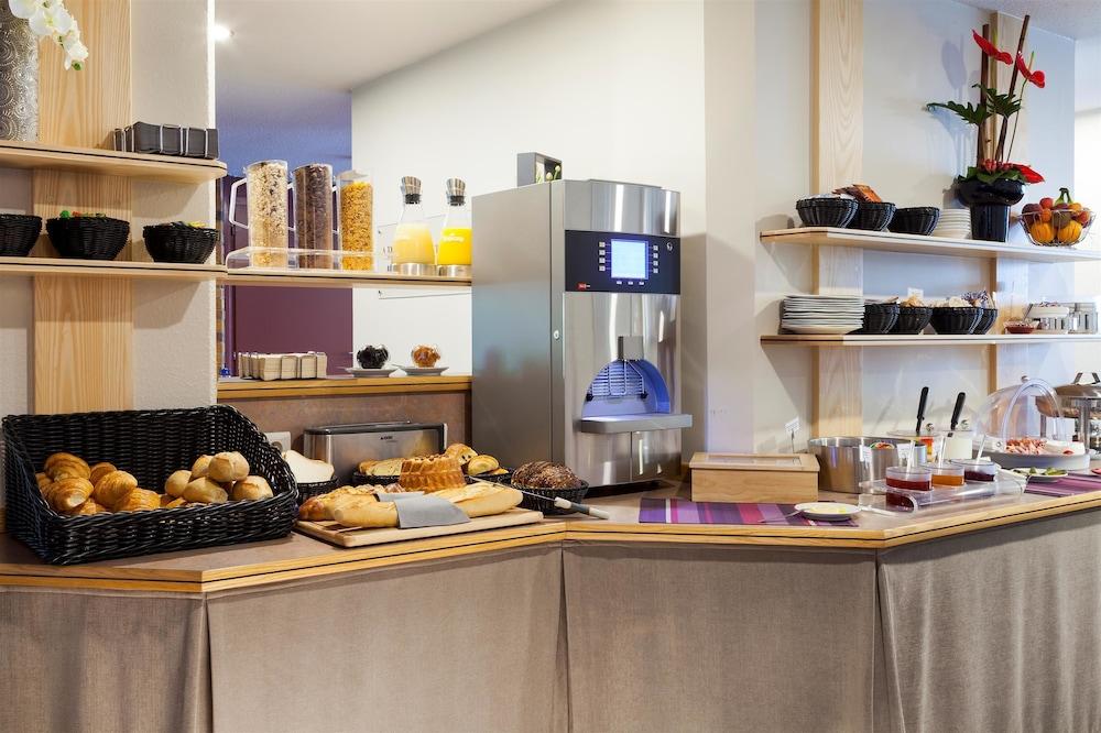 restaurant-cafeteria