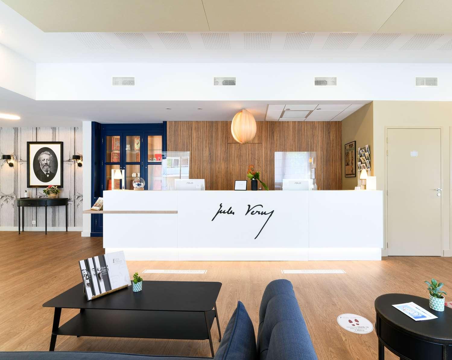 lobby