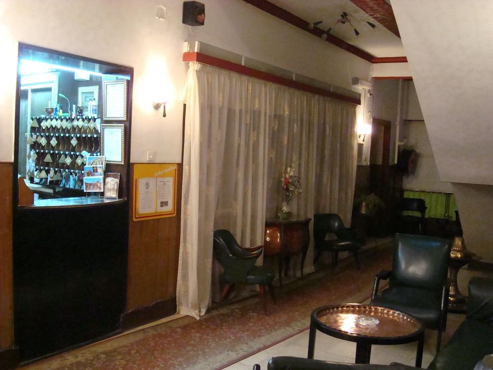 lobby
