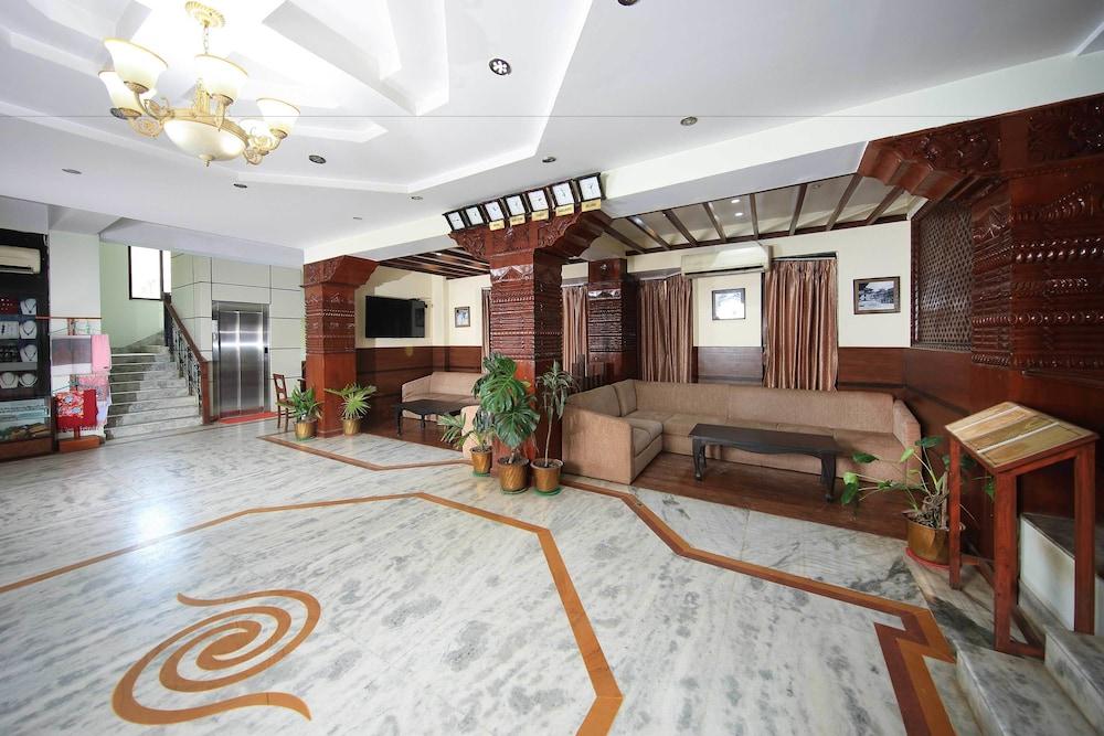 lobby