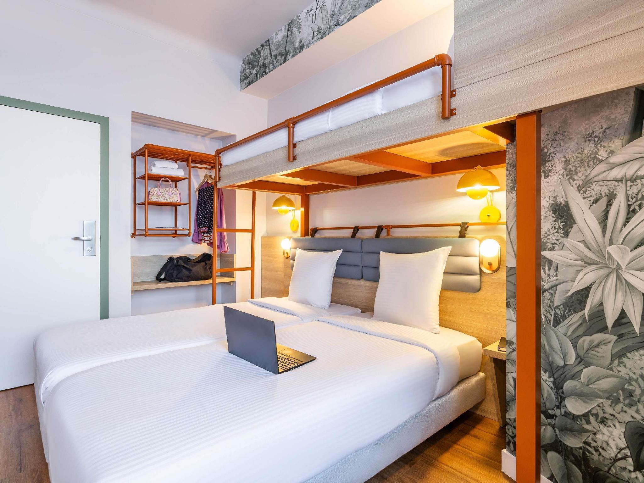 rooms