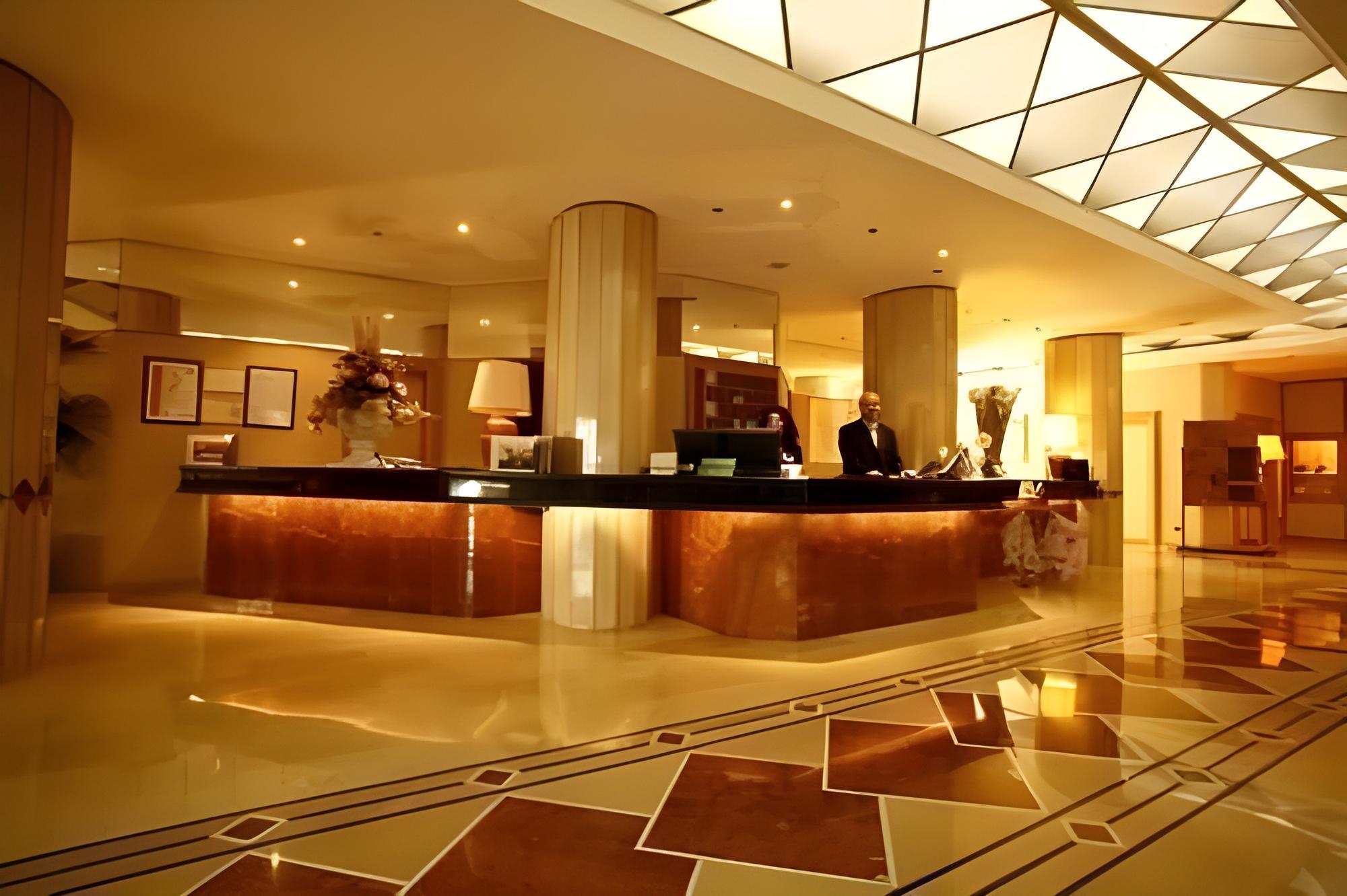 lobby