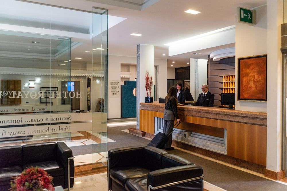 lobby
