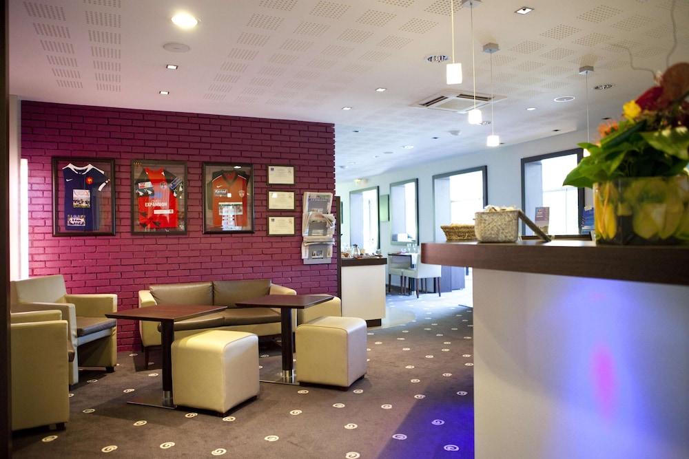 lobby