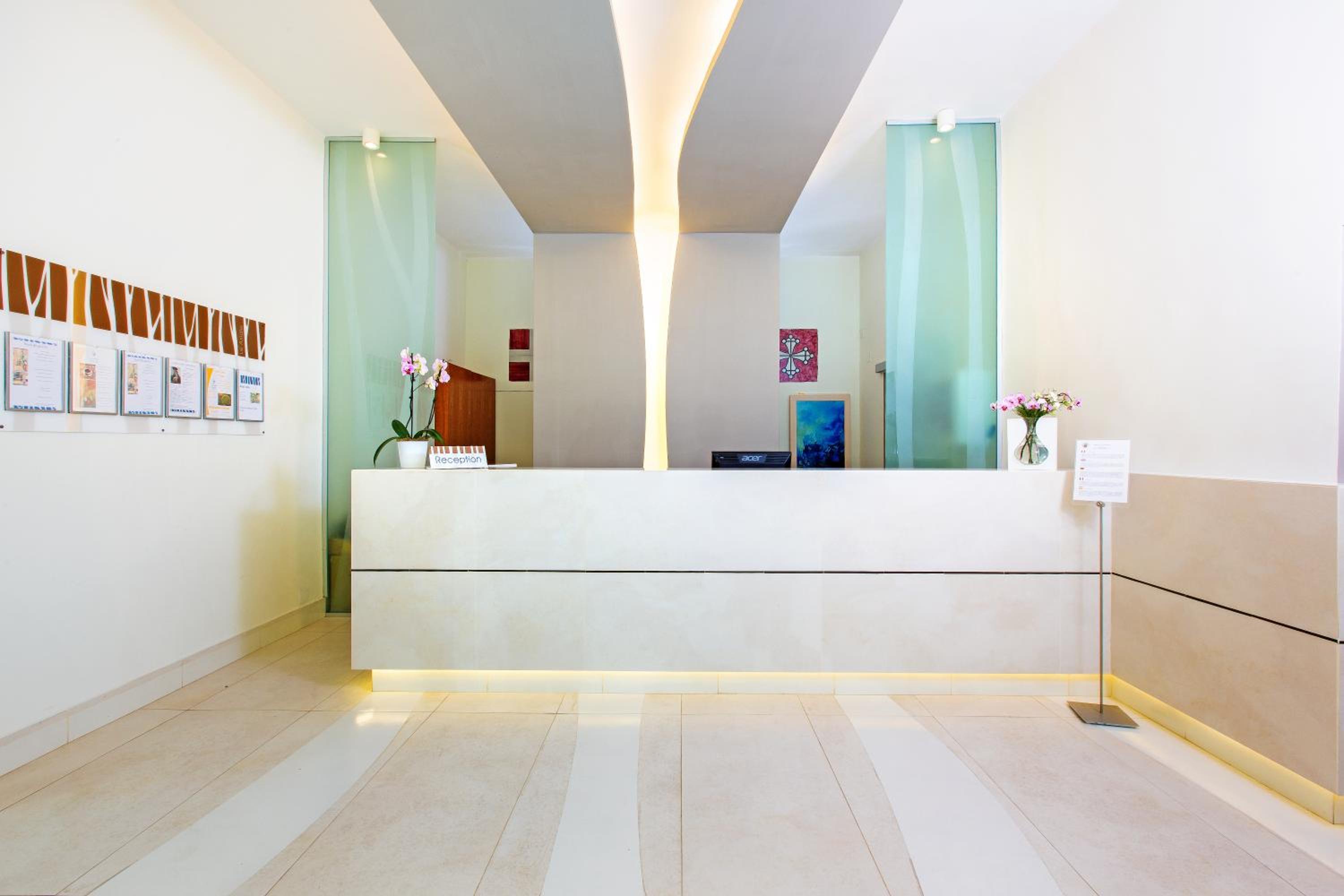 lobby