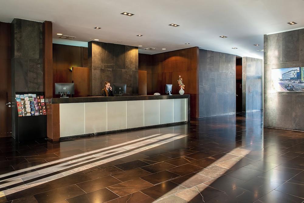 lobby