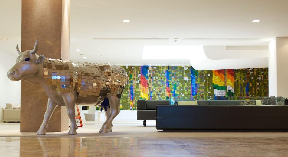 lobby