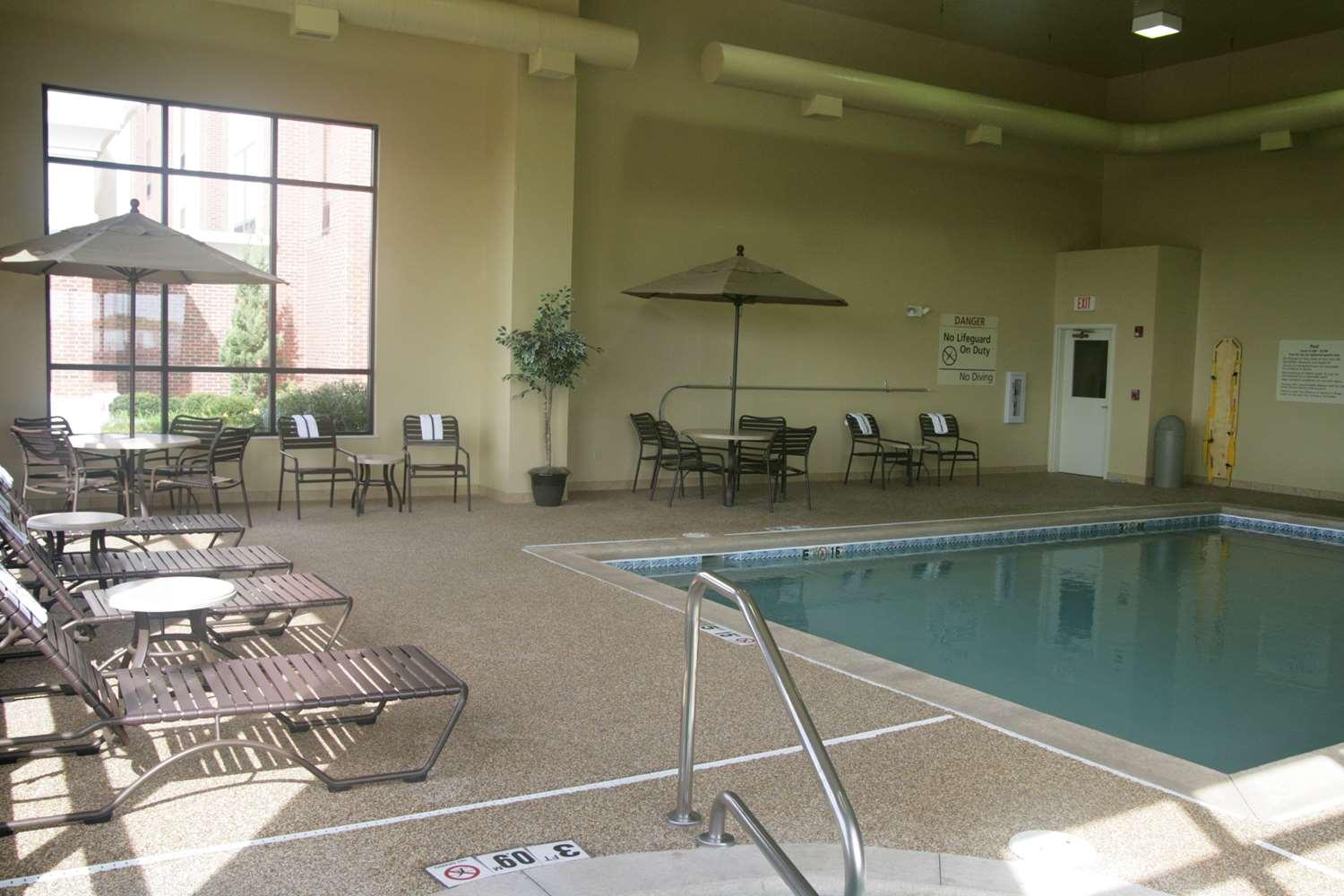 swimming pool spa