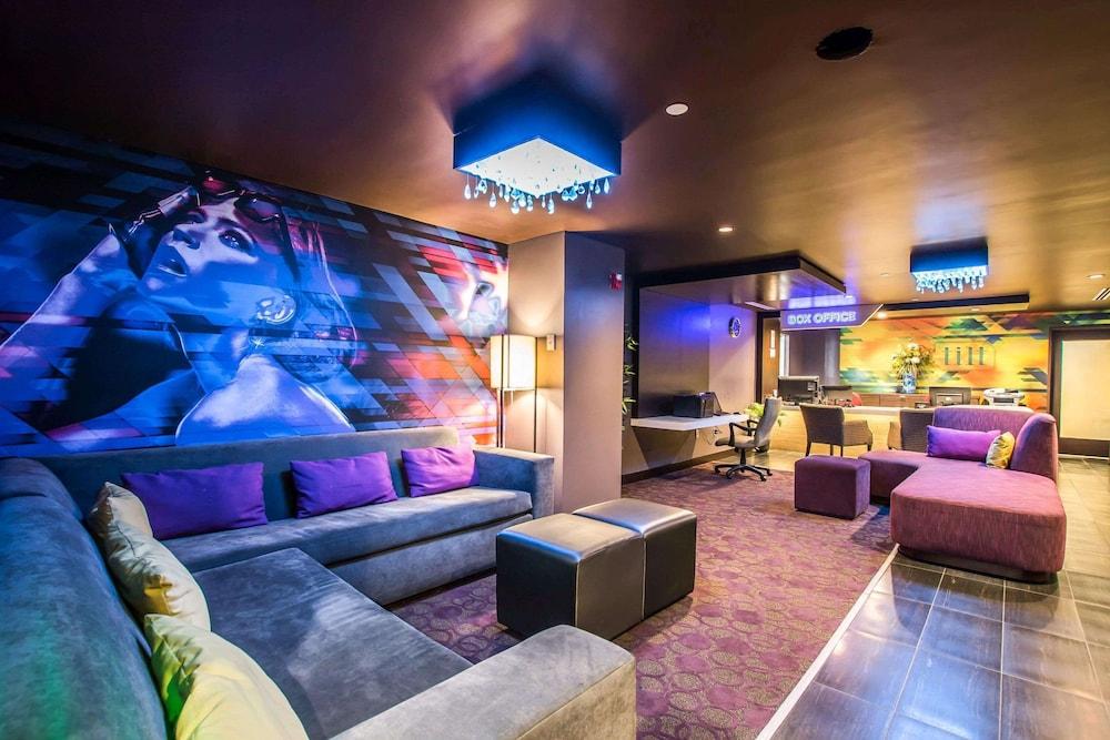 lounge