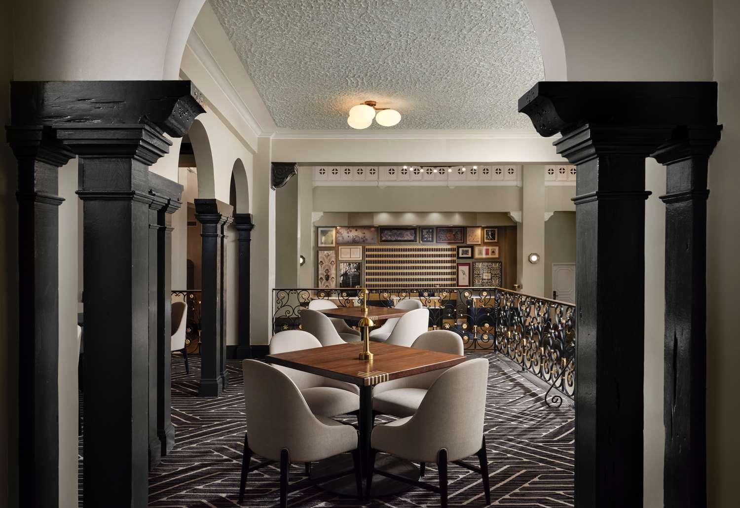restaurant cafeteria