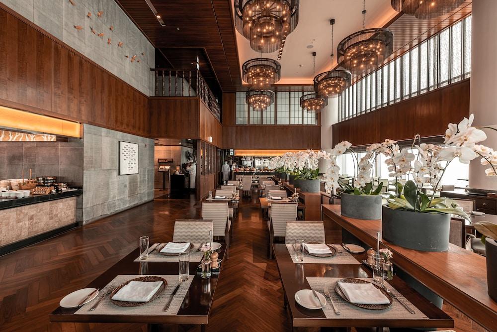 restaurant-cafeteria