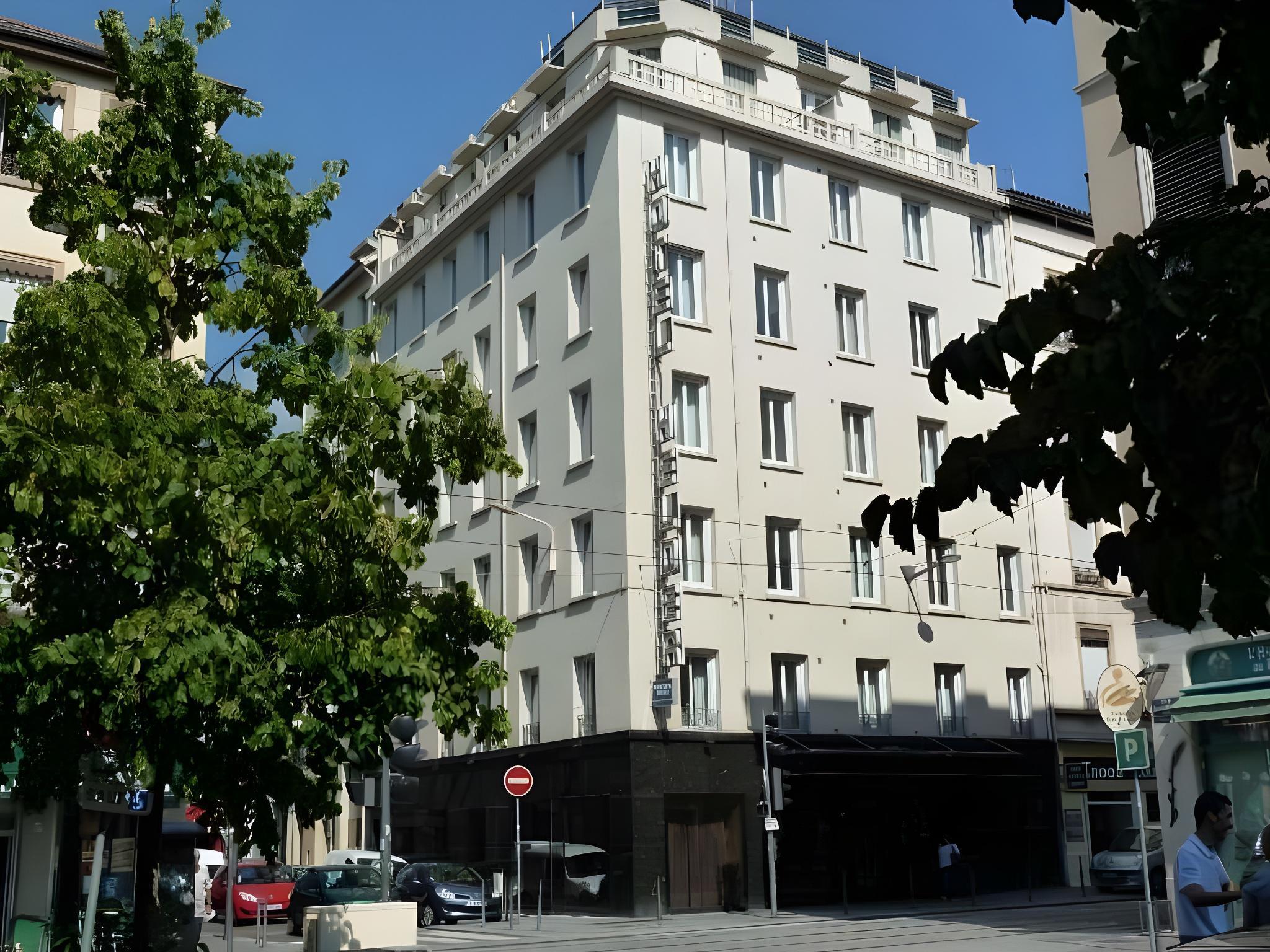 hotel