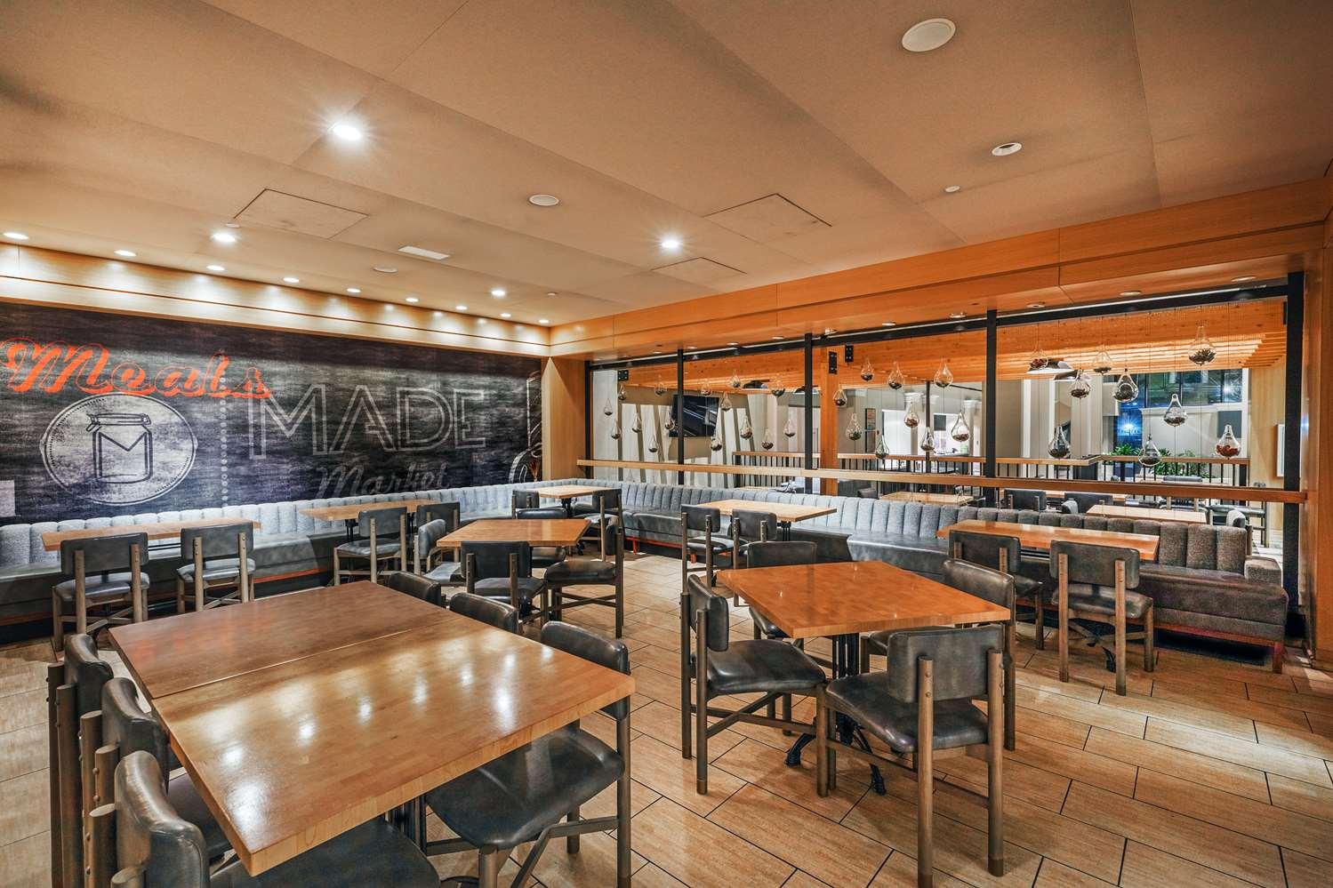 restaurant cafeteria