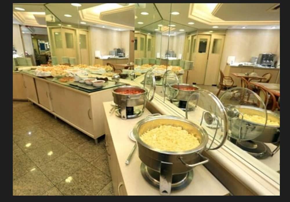 restaurant-cafeteria