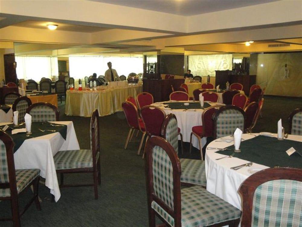 restaurant-cafeteria