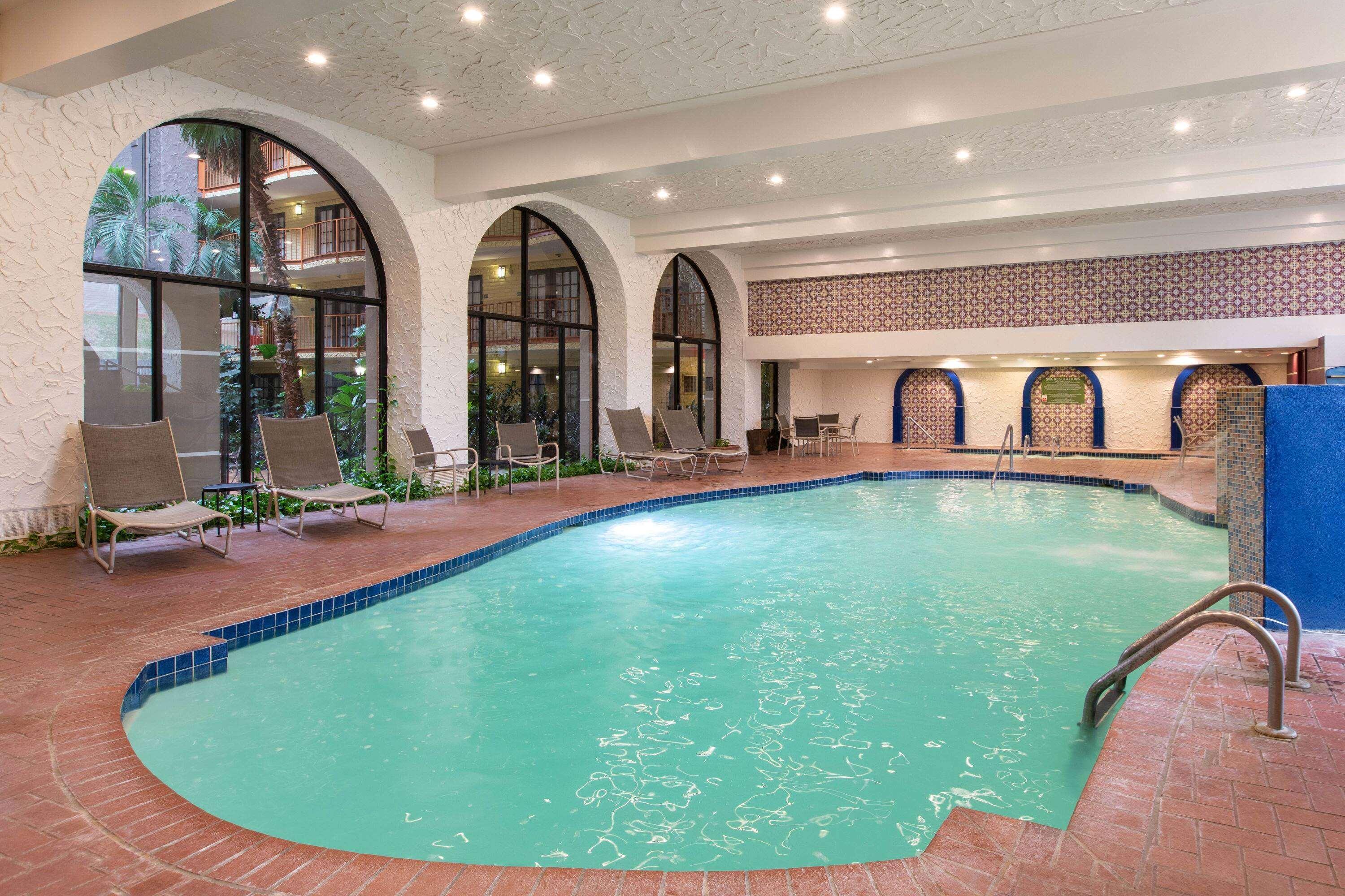 swimming pool spa