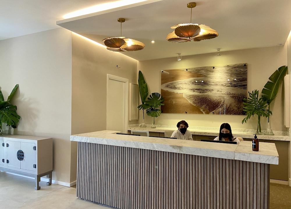 lobby