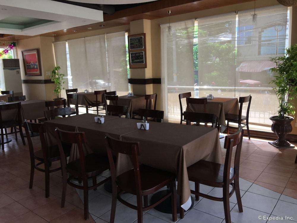 restaurant-cafeteria