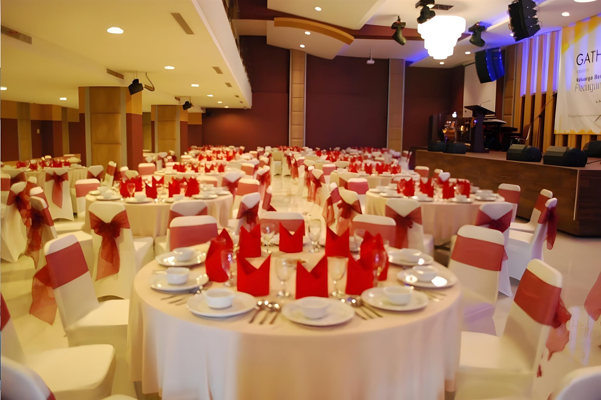 restaurant cafeteria
