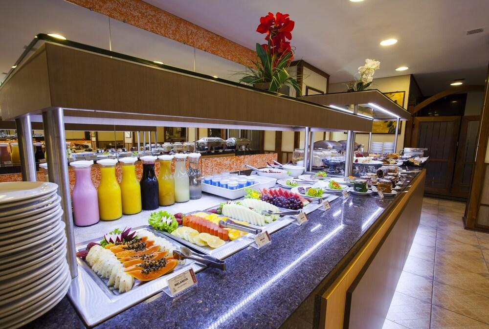 restaurant-cafeteria