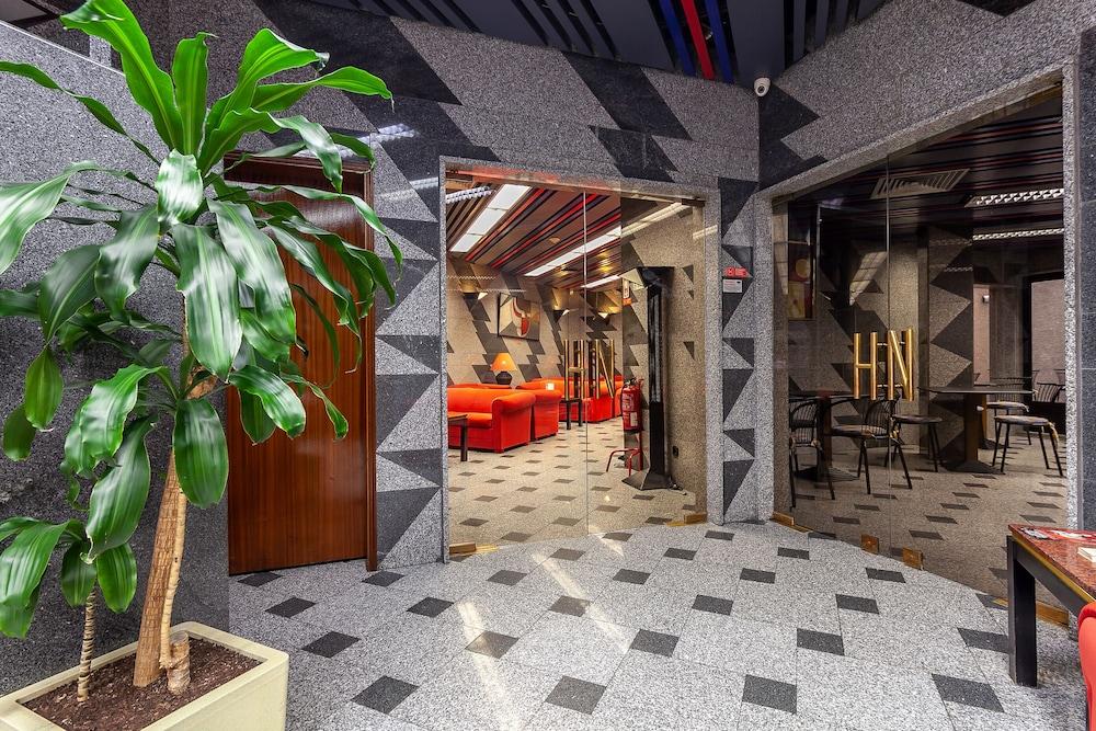 lobby