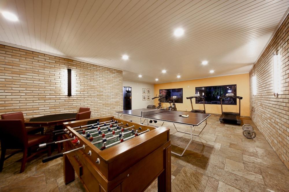 swimming pool spa