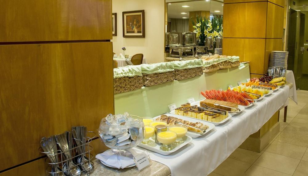restaurant-cafeteria