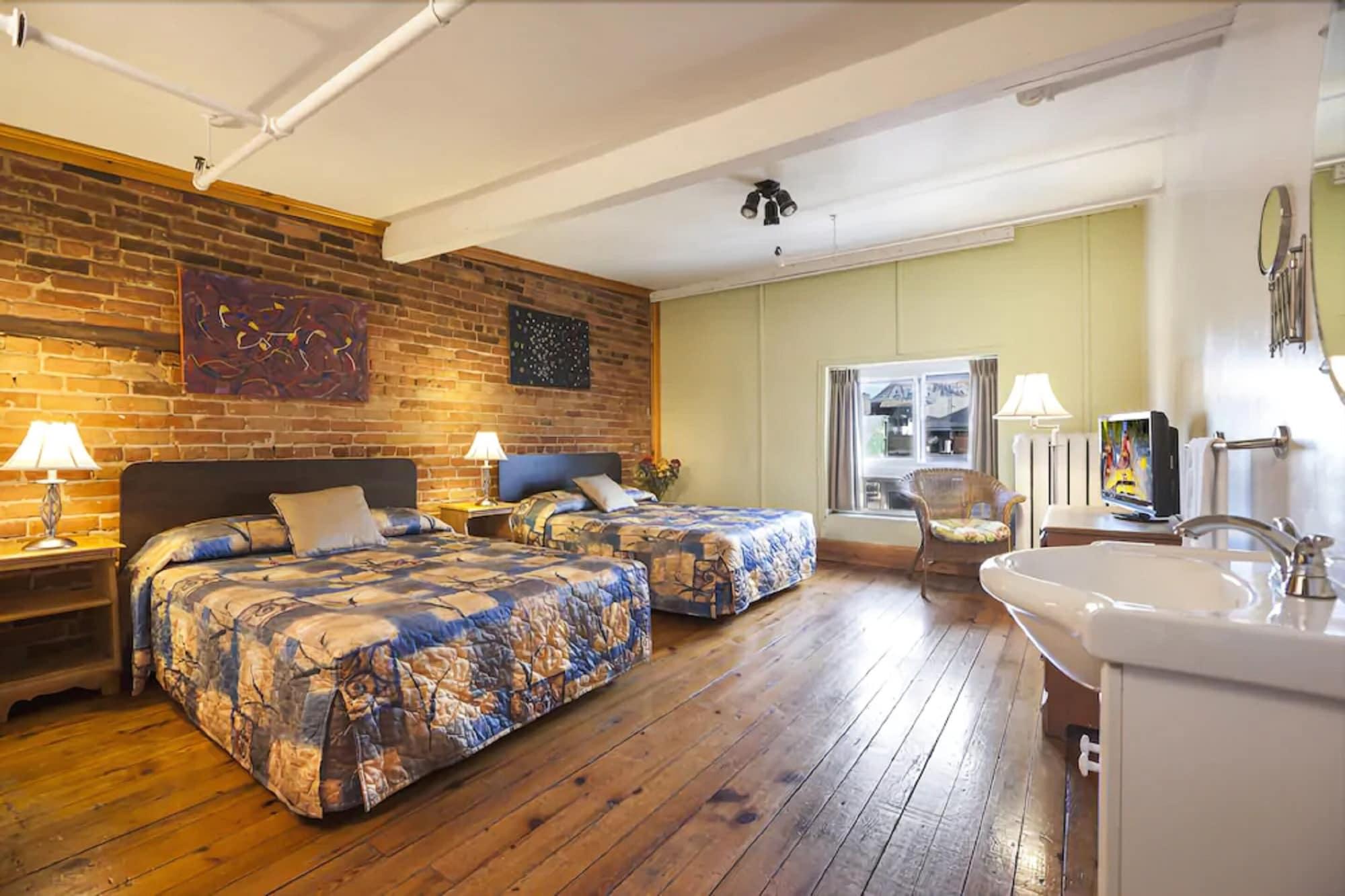 rooms