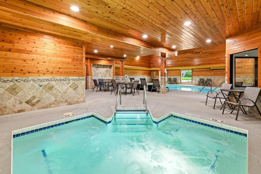 swimming pool spa