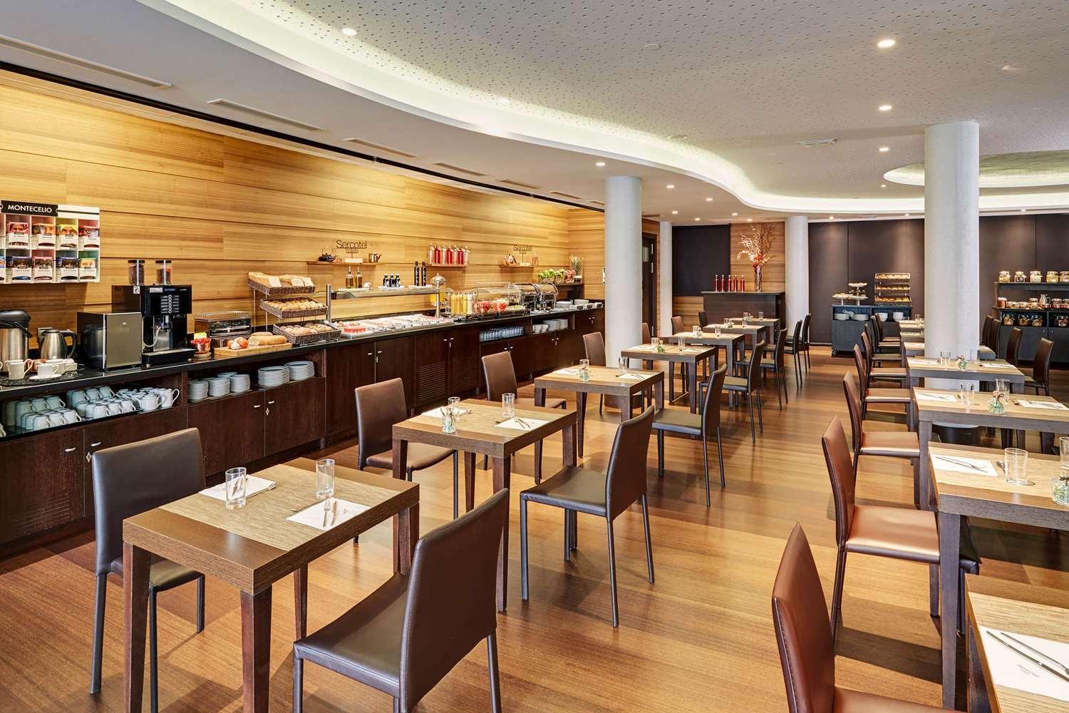 restaurant cafeteria