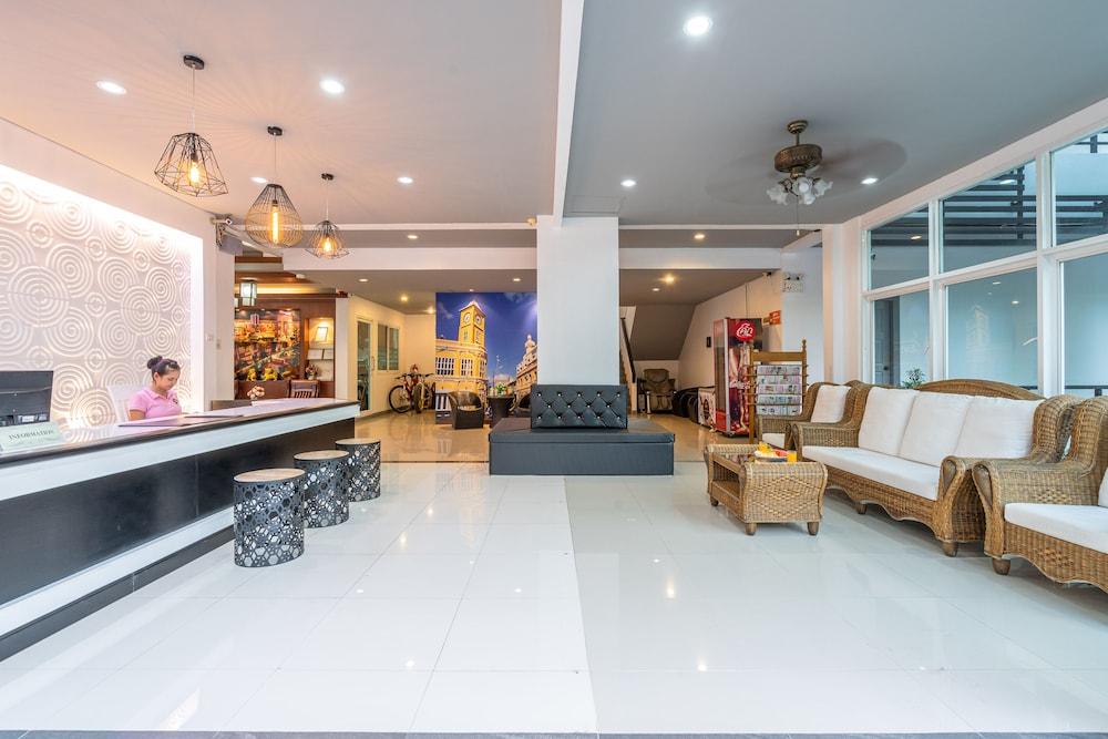 lobby